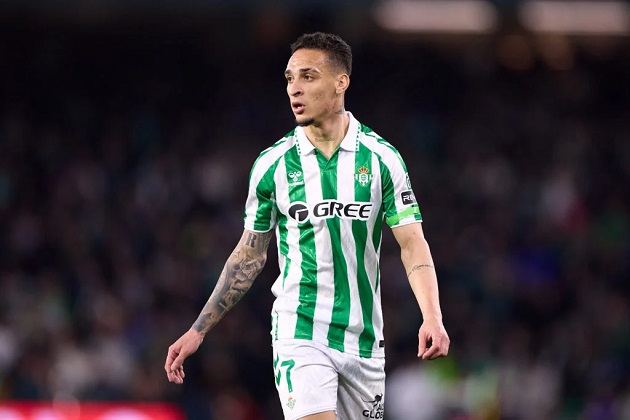 Truyền thông Tây Ban Nha nói gì về Antony sau 2 lần ra sân cho Real Betis?_695b9116b4135.jpeg