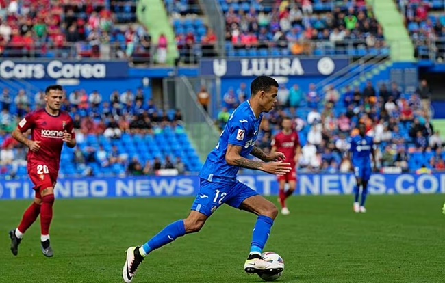 Vạ miệng, HLV làm rõ hiểu lầm về Bellingham và Greenwood_695c1a269dc1e.jpeg