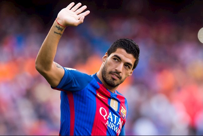 Vạch trần sự thật vụ Suarez rời Barca, Koeman nói lời tâm can về Messi_695c6e472c9d5.jpeg