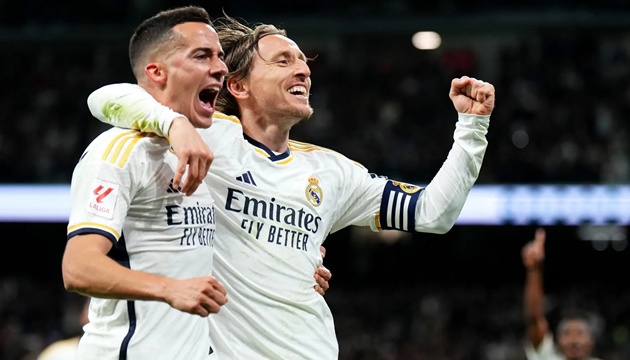 Vazquez và Modric đối mặt tương lai mù mịt sau thất bại Copa del Rey_695b8110315b2.jpeg