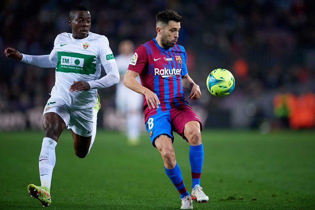 Vì sao Barcelona không chiêu mộ hậu vệ trái trong kỳ chuyển nhượng Đông?_695c497003f50.jpeg