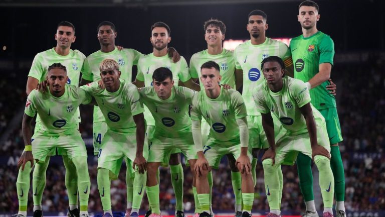 Vì sao Barcelona vẫn phải mặc áo đấu mùa trước?_695b6d27cea51.jpeg