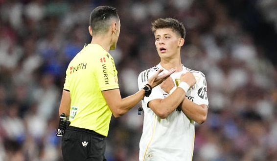 Vì sao VAR từ chối bàn thắng của Guler?_695b6c6f5a183.jpeg