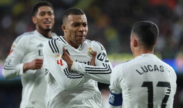 Villarreal 1-2 Real Madrid: Đẳng cấp của Mbappe; Nóng bỏng cuộc đua top đầu_695b8a96977cd.jpeg