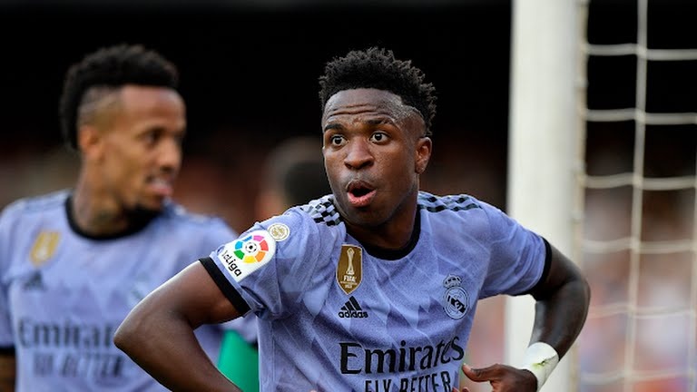 Vinicius không cùng Real ra sân sau vụ phân biệt chủng tộc_695c1f0f3c4c7.jpeg