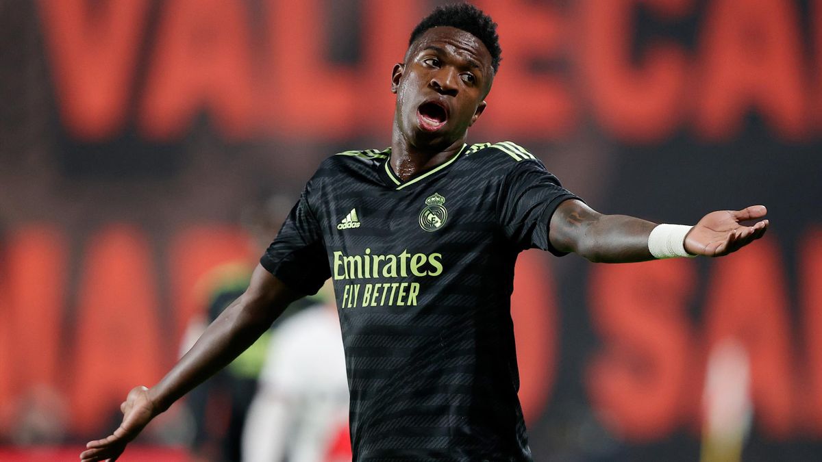 Vinicius móc mỉa trọng tài sau khi Real bị cầm chân_695bed1220dea.jpeg