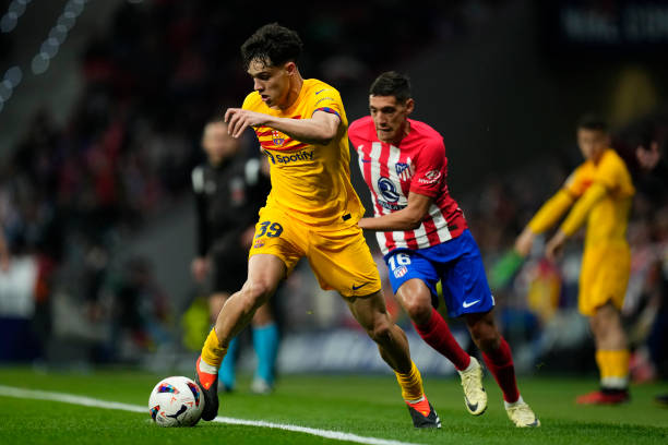 Với Hector Fort, Barca đã có sẵn lời giải cho vị trí hậu vệ phải_695bc61278aec.jpeg