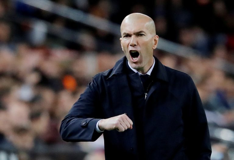 Với Zidane, CĐV Real mở tiệc đi là vừa!_695c9f1ff07cd.jpeg