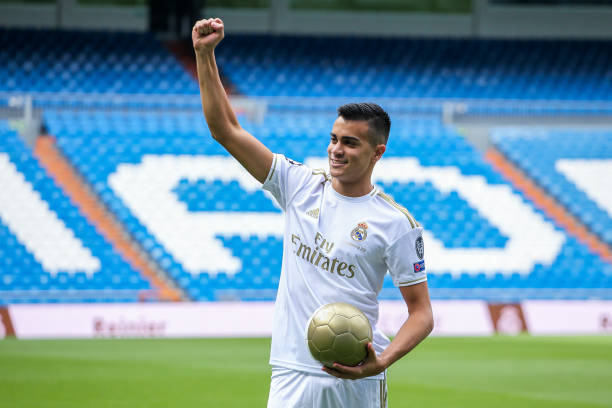 Vụ chuyển nhượng 30 triệu euro và bi kịch của thần đồng bị lãng quên tại Real Madrid_695b718d30acd.jpeg