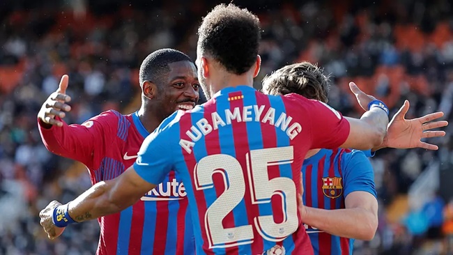 Vừa đến, Aubameyang giúp Barca giải quyết kẻ nổi loạn_695c471feff1e.jpeg