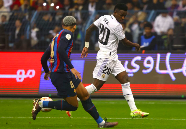 Xavi: “Cậu ấy là hậu vệ đẳng cấp thế giới”_695c240cad666.png