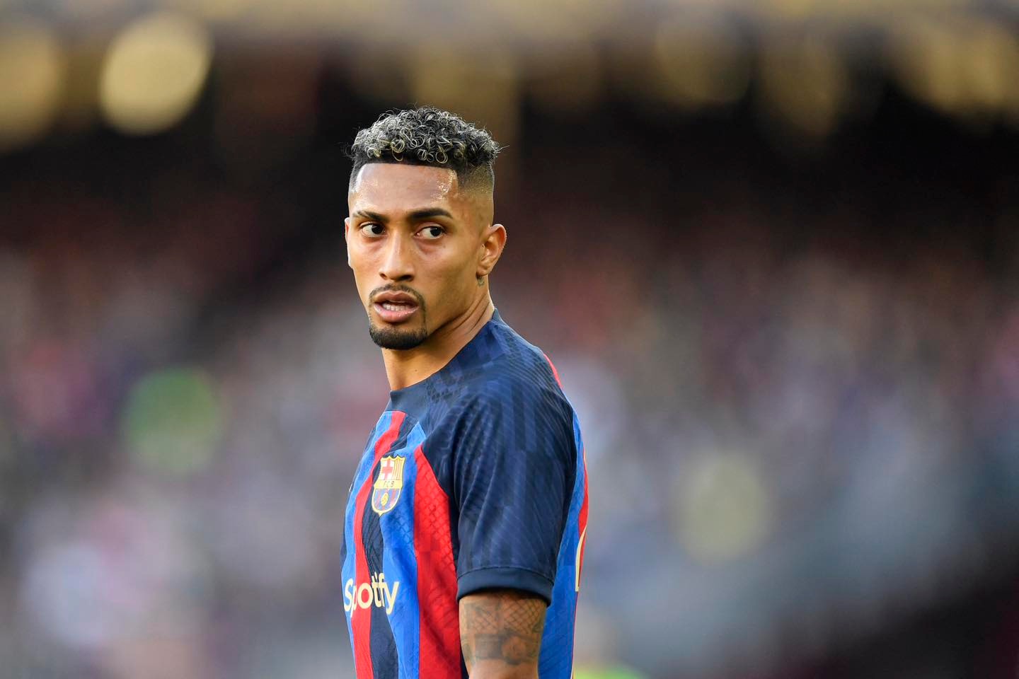 Xavi phá vỡ im lặng về tương lai Raphinha_695c2b0aaec40.jpeg