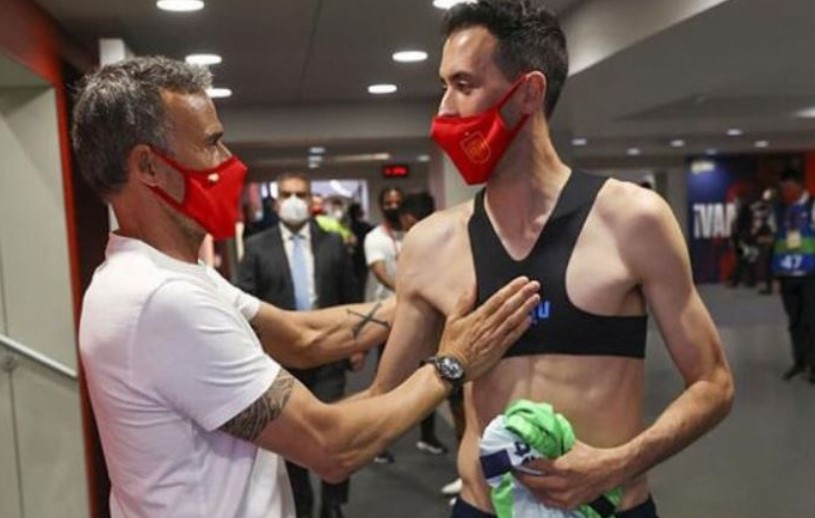 Xavi Simons: Ở Barca, họ không tập gym_695c311c97c52.jpeg