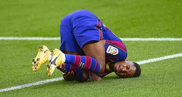 XONG! Chiến thắng đậm, Barcelona nhận tin sốc từ thần đồng 18 tuổi_695c66f9daec1.jpeg