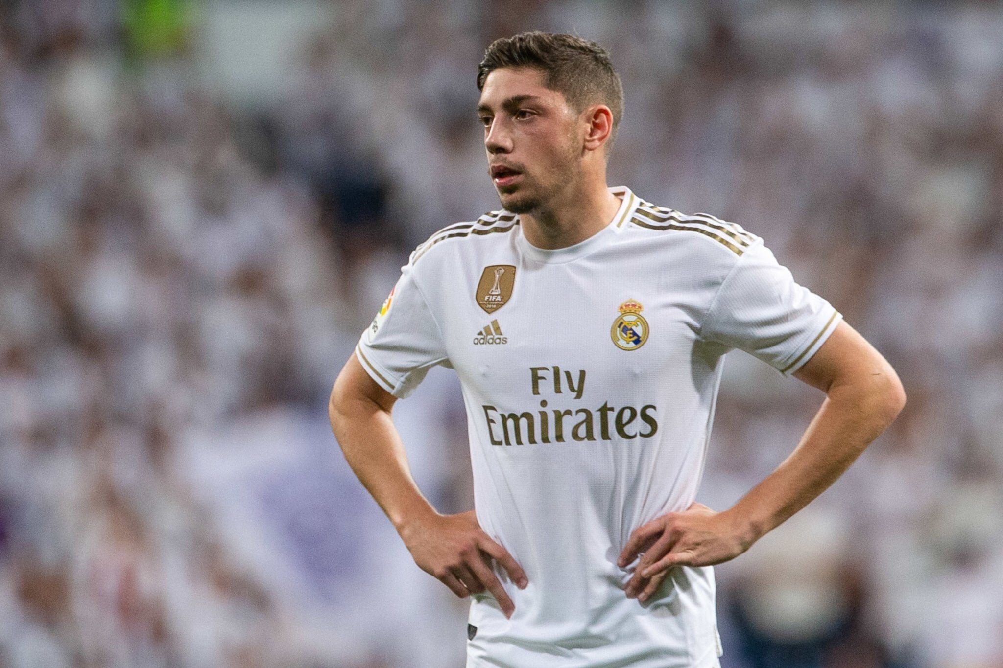 Zidane đã tìm ra “siêu vũ khí” để ngăn chặn Messi ở El Clasico!_695ca17be2f76.jpeg