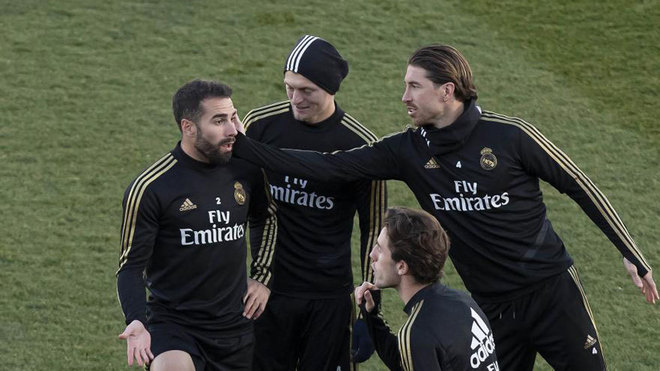 Zidane nhận tin cực vui, Real tự tin “nghiền nát” Sevilla_695c9a7543cf8.jpeg