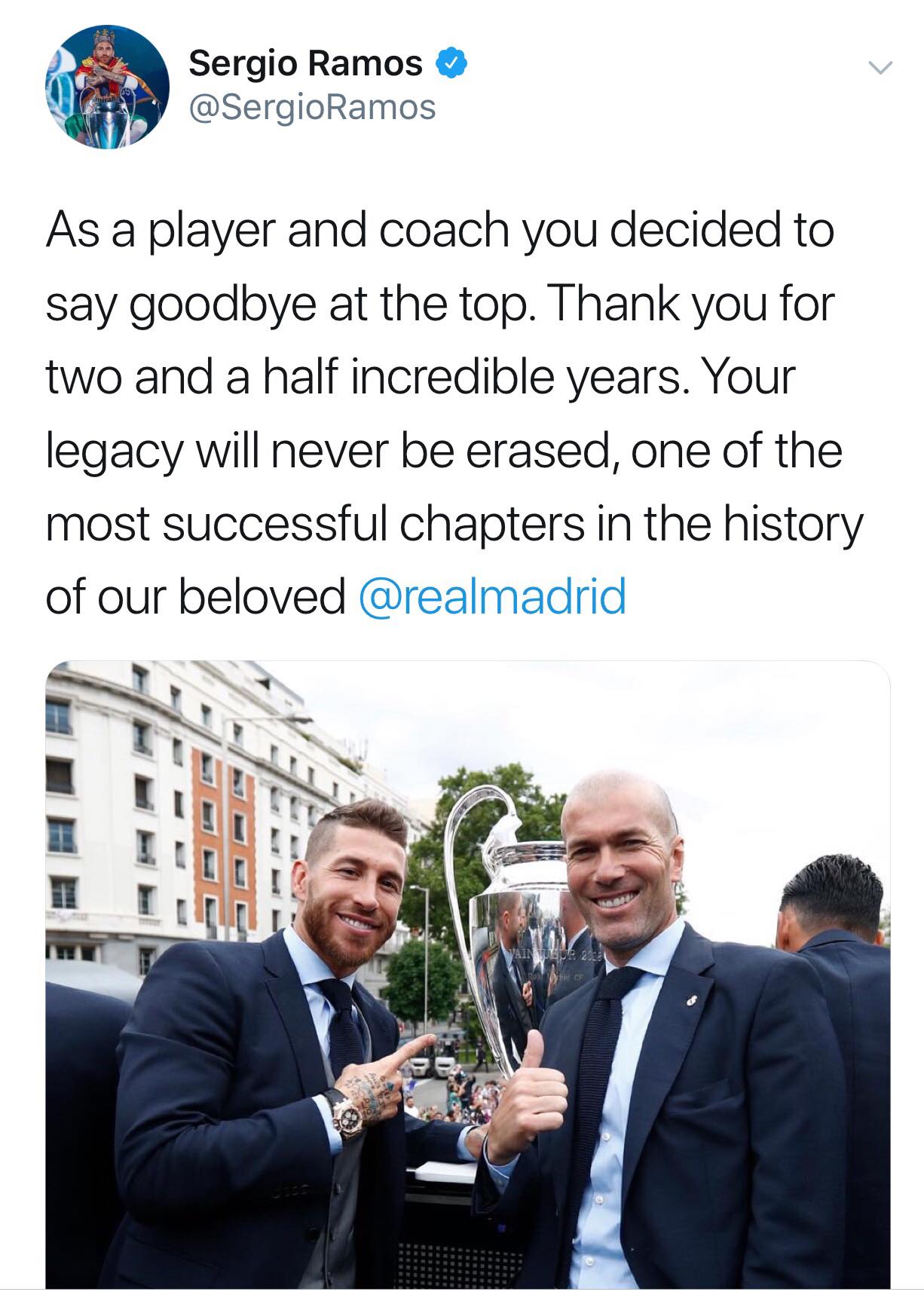 Zidane tiết lộ phản ứng của Ramos khi nghe tin từ chức_695d108d31e39.jpeg