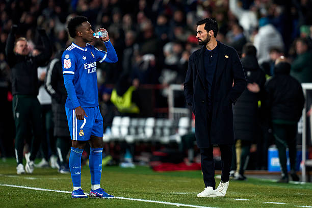 Arbeloa xác lập vị thế độc tôn cho Vinicius_698486824d515.jpeg