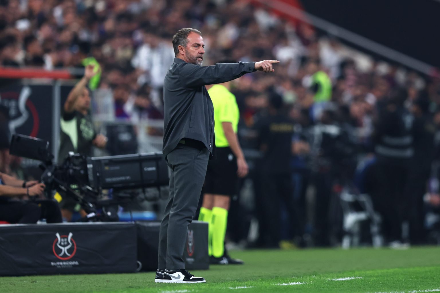 Flick tự hào vì Barca chơi đúng phong cách tại El Clasico_698489a97dc43.jpeg