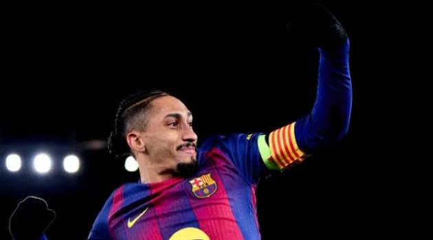 Raphinha tuyên bố bản thân xứng đáng giành Quả bóng vàng_6984873e39df5.jpeg