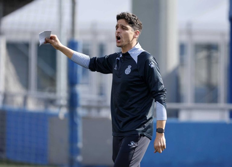 Vì sao Real Madrid chọn Julian Lopez de Lerma thay thế Arbeloa?_69848931e6802.jpeg